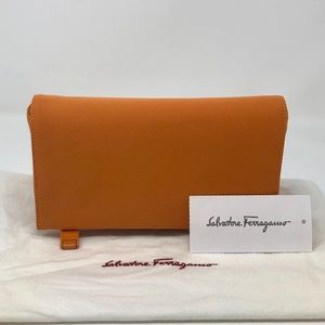 VTG New Salvatore Ferragamo Shoulder Bag / Clutch